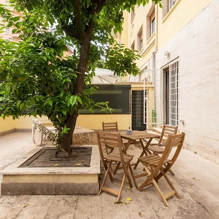 Loverhome Apartment 1-2